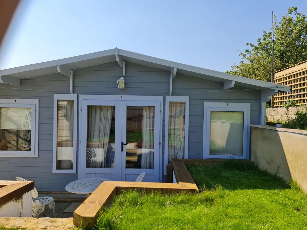 Appartamento Secret Hythe, Sea Views Town Location 2Km Eurotunnel Hythe  Esterno foto
